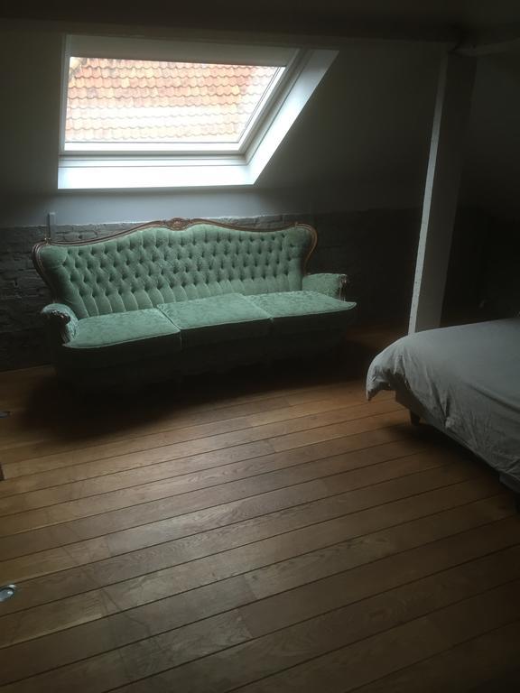 De Groene Maan Mechelen Room photo